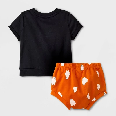 Baby 2pc 'Hey Boo' Sweatshirt & Shorts Set - Cat & Jack™ Black 3 Baby 2pc 'Hey Boo' Sweatshirt & Shorts Set - Cat & Jack™ Black