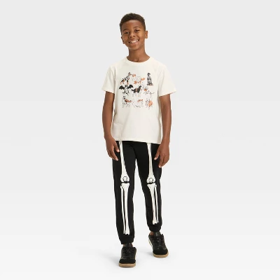 Boys' Pull-On "Glow In The Dark" Halloween Skeleton Sweatpants - Cat & Jack™ Black 5 Boys' Pull-On "Glow In The Dark" Halloween Skeleton Sweatpants - Cat & Jack™ Black - Image 3