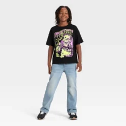 Boys' Short Sleeve Halloween Relaxed Oversized Fit T-Shirt - Cat & Jack™ Black 7 Boys' Short Sleeve Halloween Relaxed Oversized Fit T-Shirt - Cat & Jack™ Black -Kid Clothing GUEST 4de12aad a73c 4e53 a6bd a2aeabec2b13