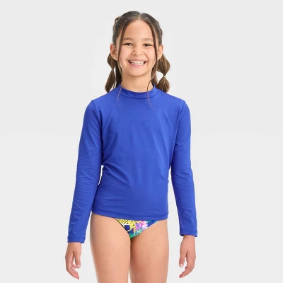 Girls' Solid Long Sleeve Rash Guard Top - Cat & Jack™ Blue 5 Girls' Solid Long Sleeve Rash Guard Top - Cat & Jack™ Blue - Image 3