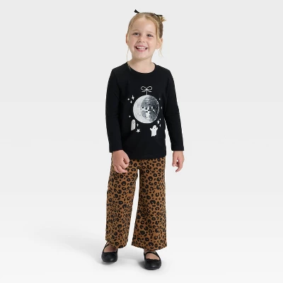 Toddler Girls' Long Sleeve Halloween Graphic T-Shirt - Cat & Jack™ Black 5 Toddler Girls' Long Sleeve Halloween Graphic T-Shirt - Cat & Jack™ Black - Image 3