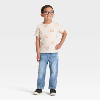 Toddler Boys' Short Sleeve Relaxed T-Shirt - Cat & Jack™ 4 Toddler Boys' Short Sleeve Relaxed T-Shirt - Cat & Jack™ - Image 2