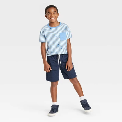 Boys' Twill Pull-On 'At The Knee' Cargo Shorts - Cat & Jack™ 4 Boys' Twill Pull-On 'At The Knee' Cargo Shorts - Cat & Jack™ - Image 2